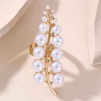 Anastasia Vine Pearl Ring