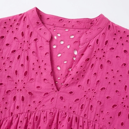 Wearbella – Flowy V-Neck Eyelet Dress for Curvy Fit