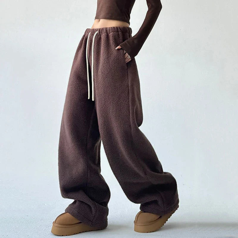 Alta Relaxed Pants