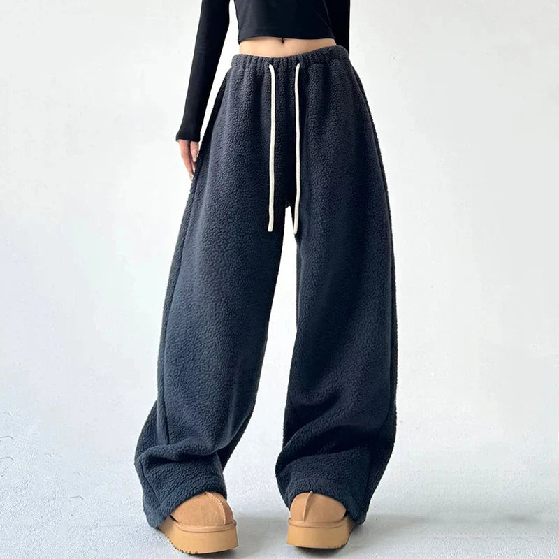 Alta Relaxed Pants