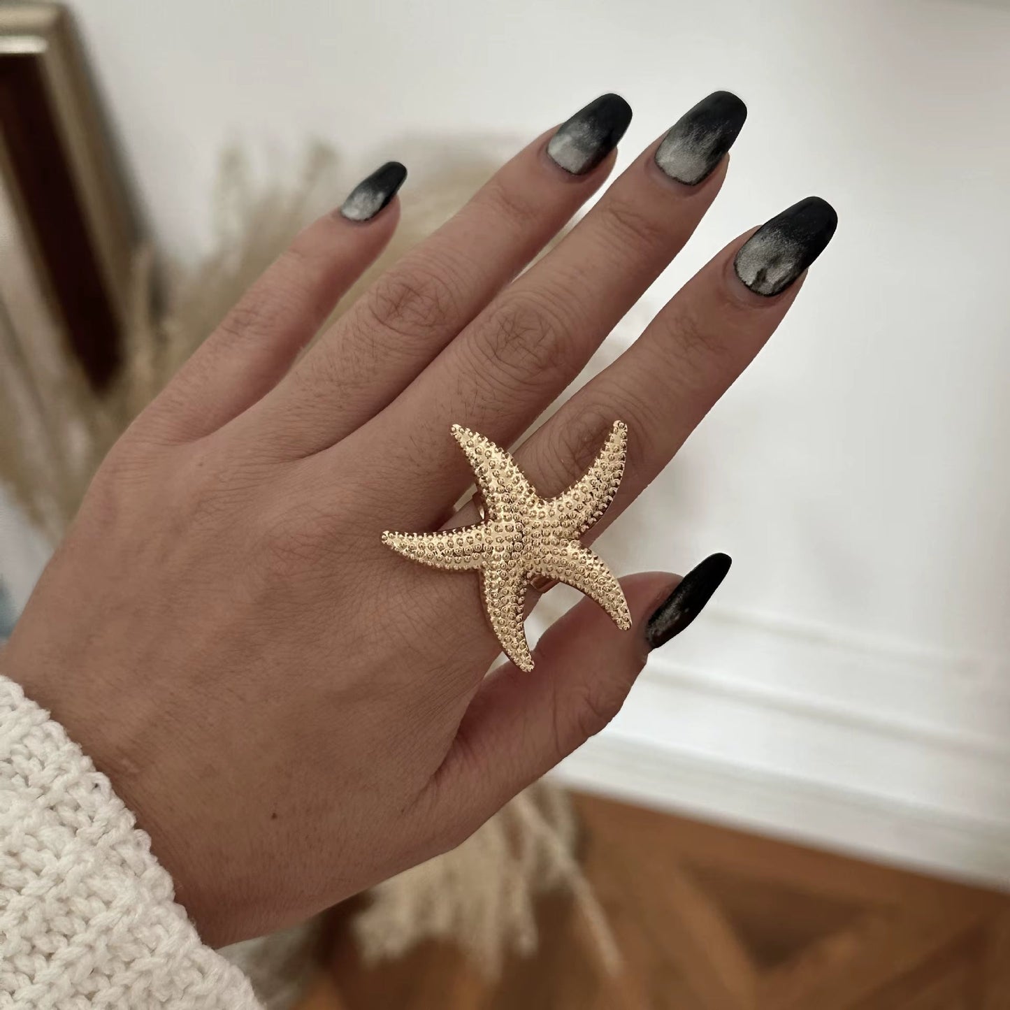 Anastasia Vine Pearl Ring