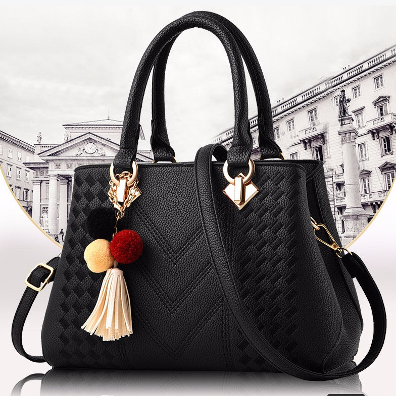 Lina – Luxury Handbag