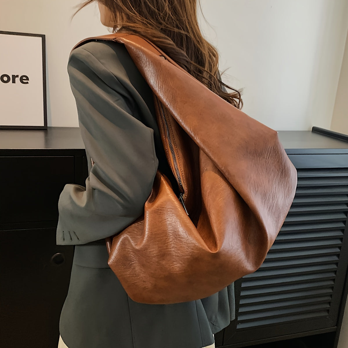 Alba Leather Handbag