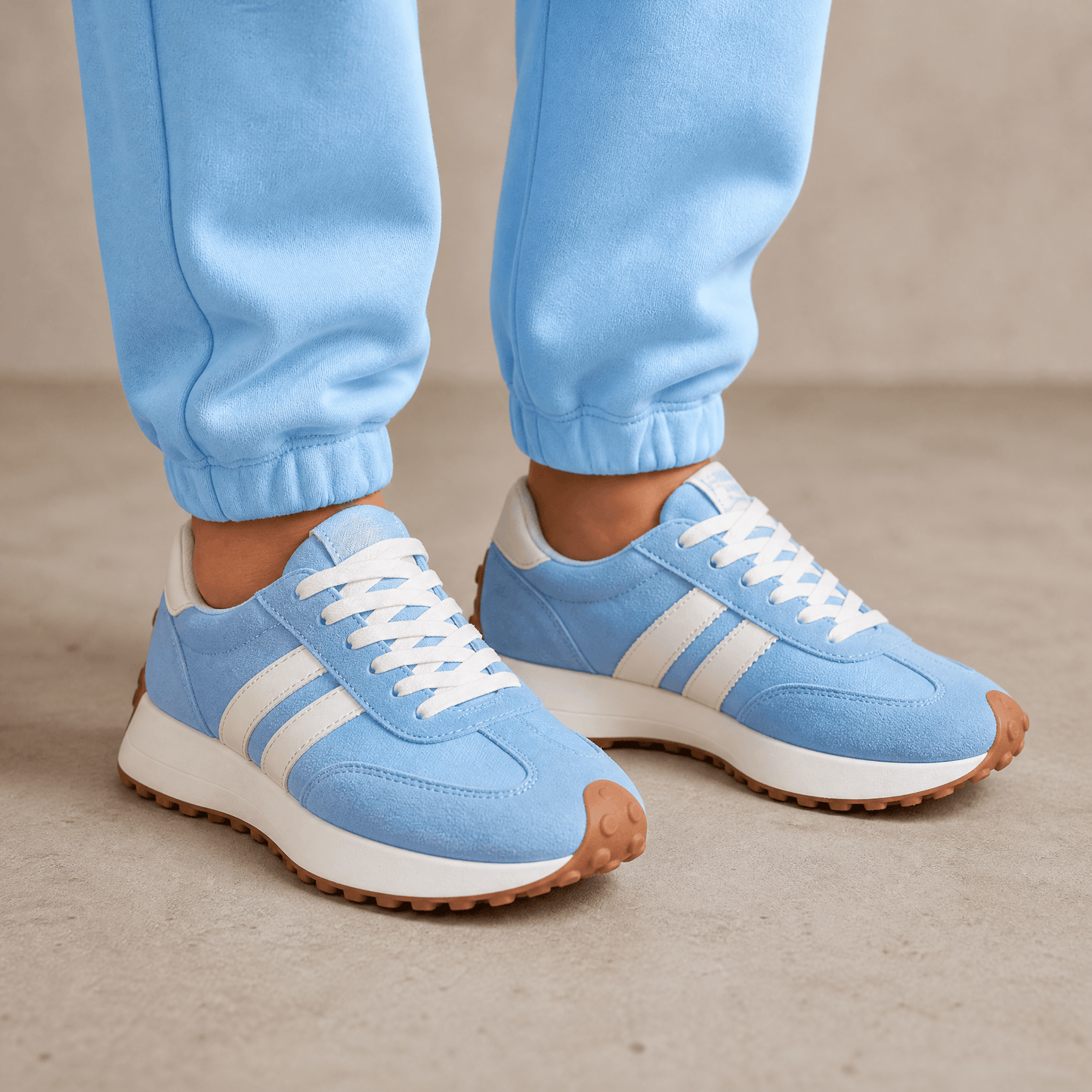 Velora - Retro Suede Sneakers for All Day Comfort
