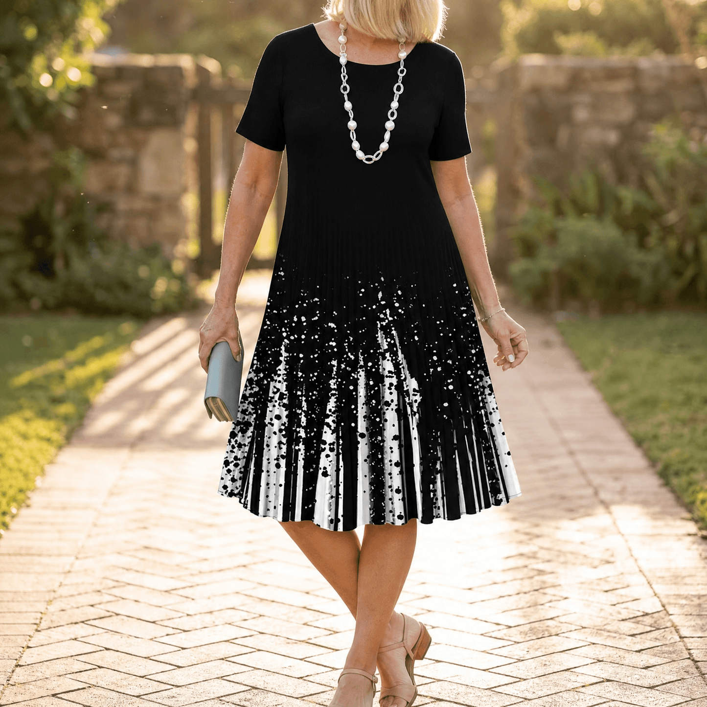 Vivara – Women's pleated gradient print dress